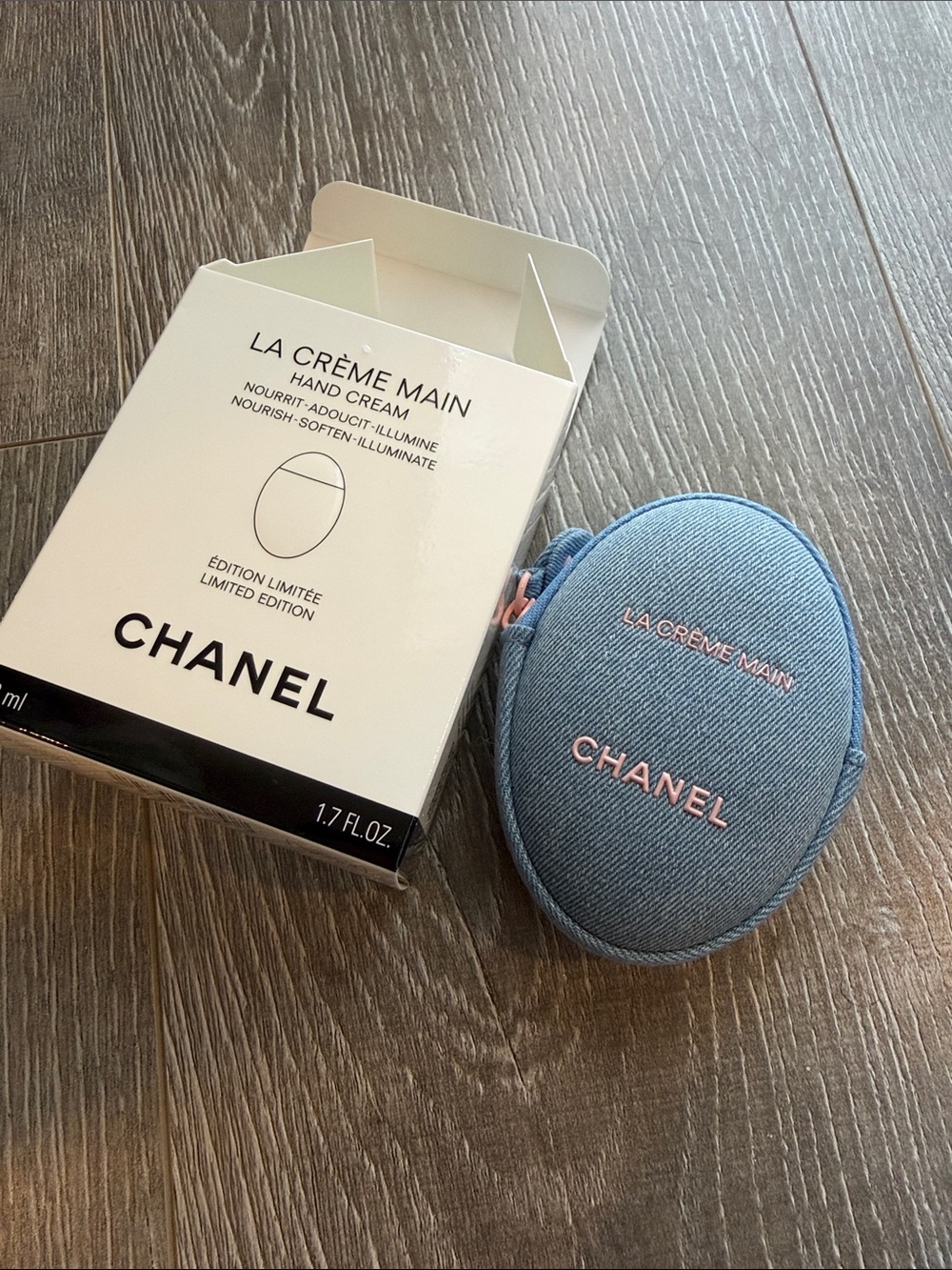 CHANEL Limited Edition La Crème Main Cream with blue denim pouch